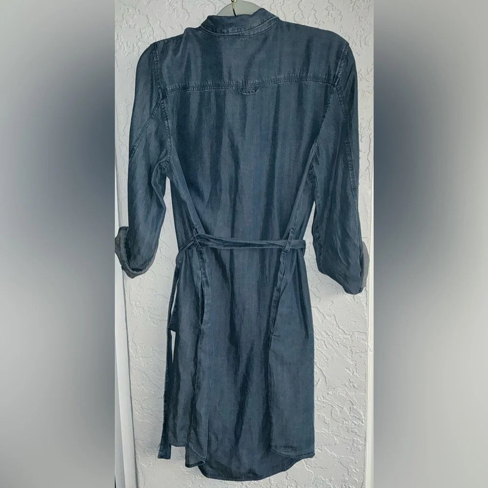Velvet Heart Blue Denim Shirt Dress with Tie (NWOT) - Picture 4 of 7